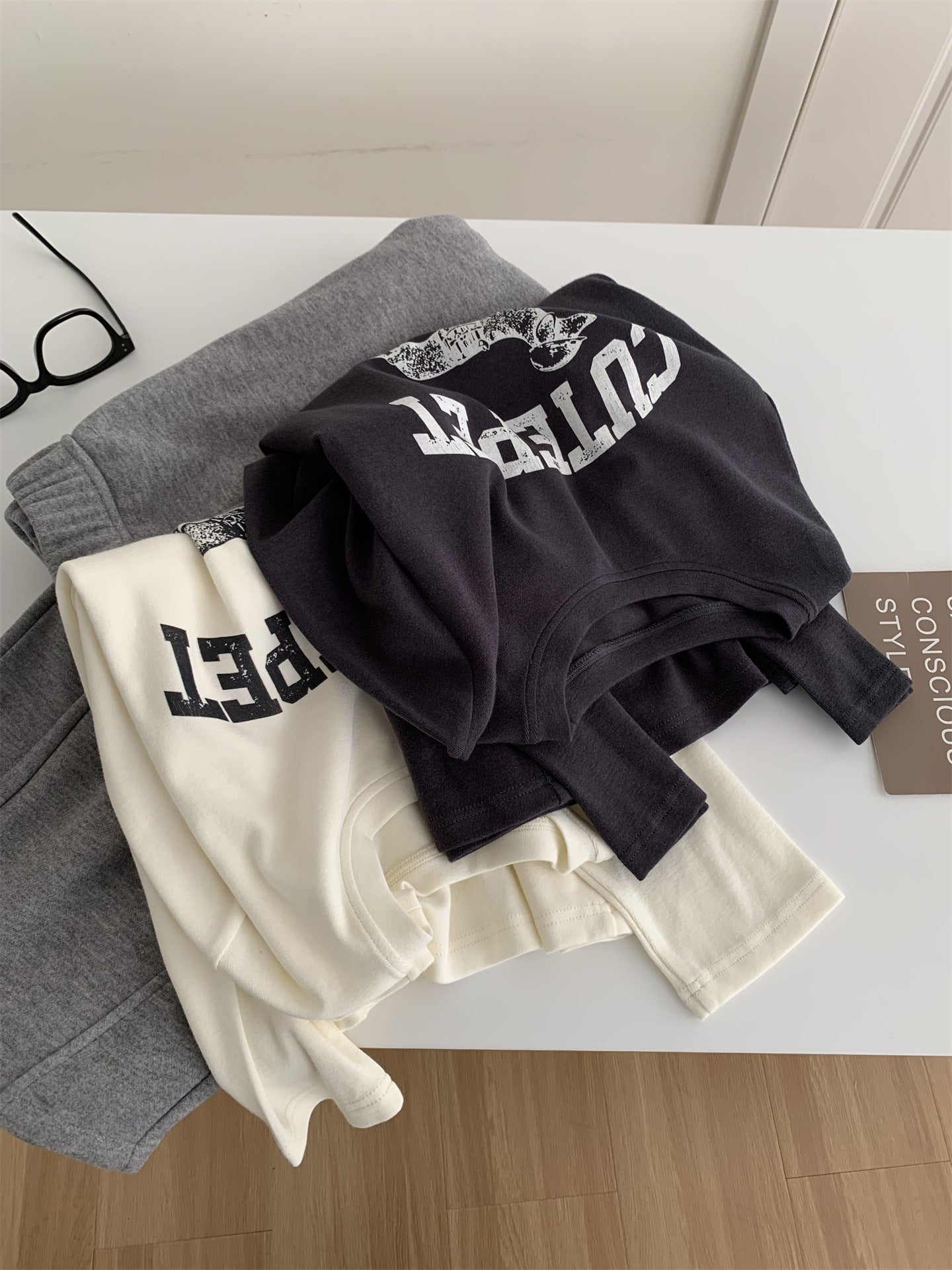 High-elastic Soft And Chewy Cartoon Puppy-Print T-Shirt For Women