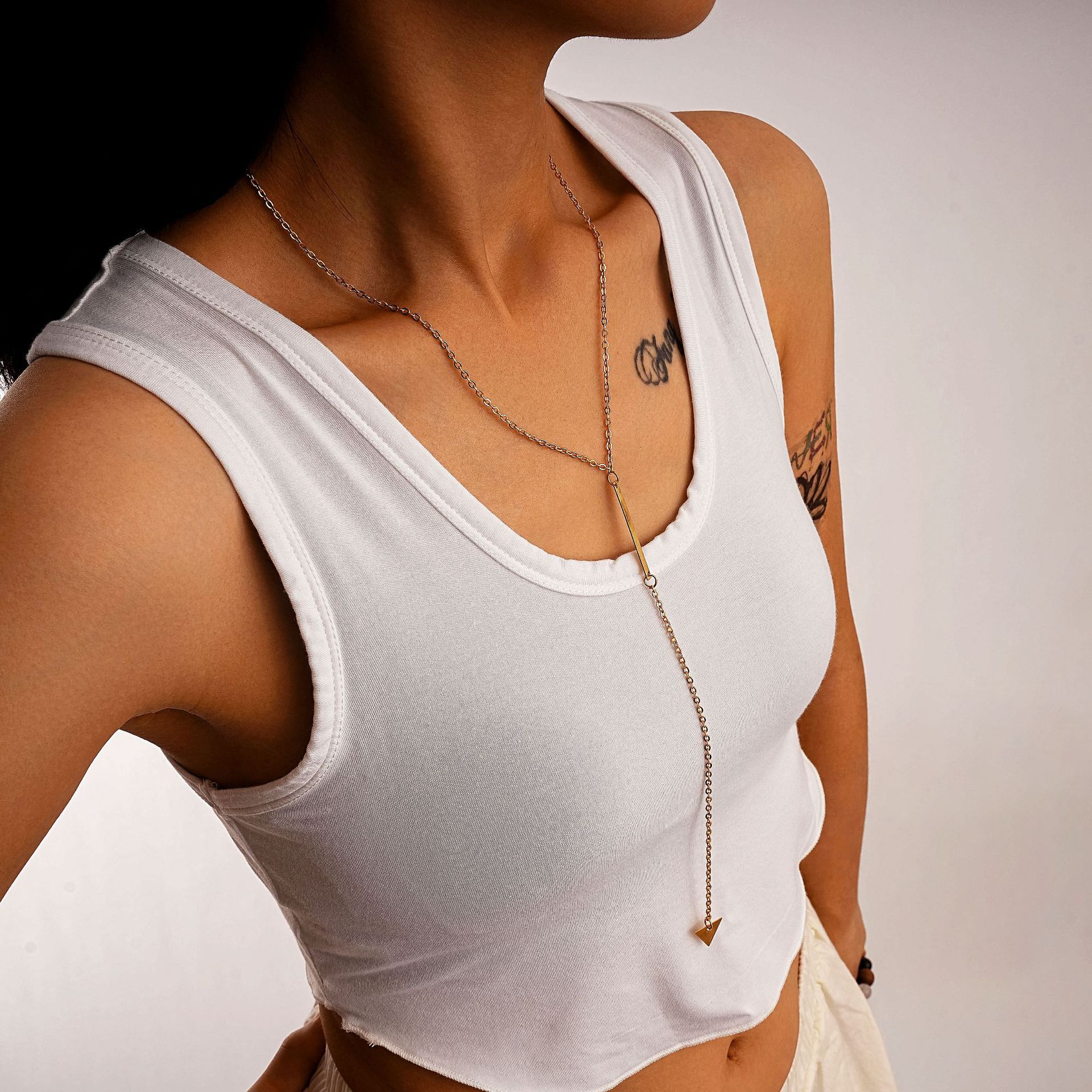 Fashionable Minimalist Geometric Long Pendant Gold Necklace