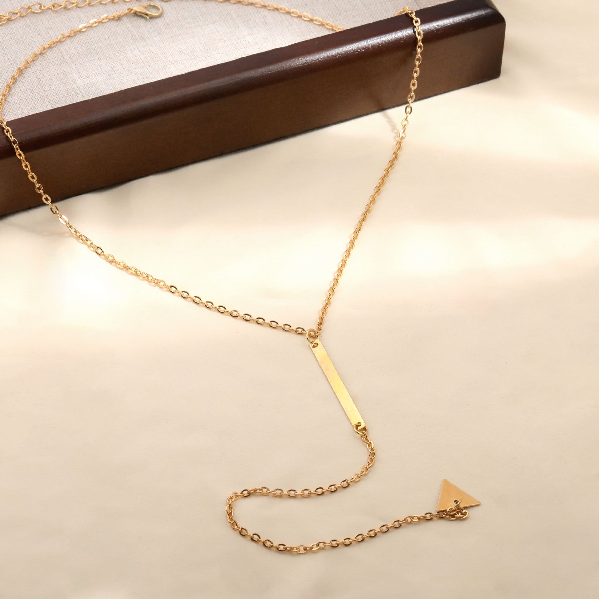 Fashionable Minimalist Geometric Long Pendant Gold Necklace
